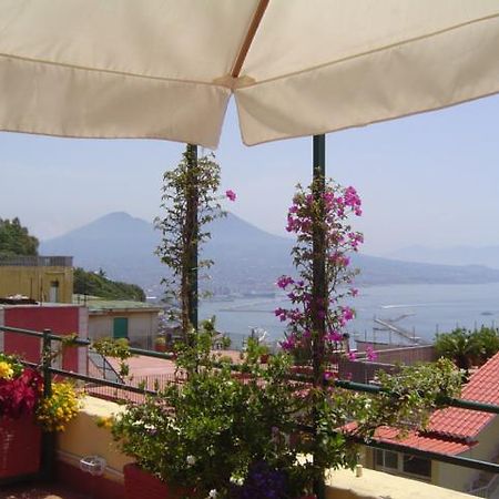 Una Terrazza Sul Golfo Νάπολη Εξωτερικό φωτογραφία